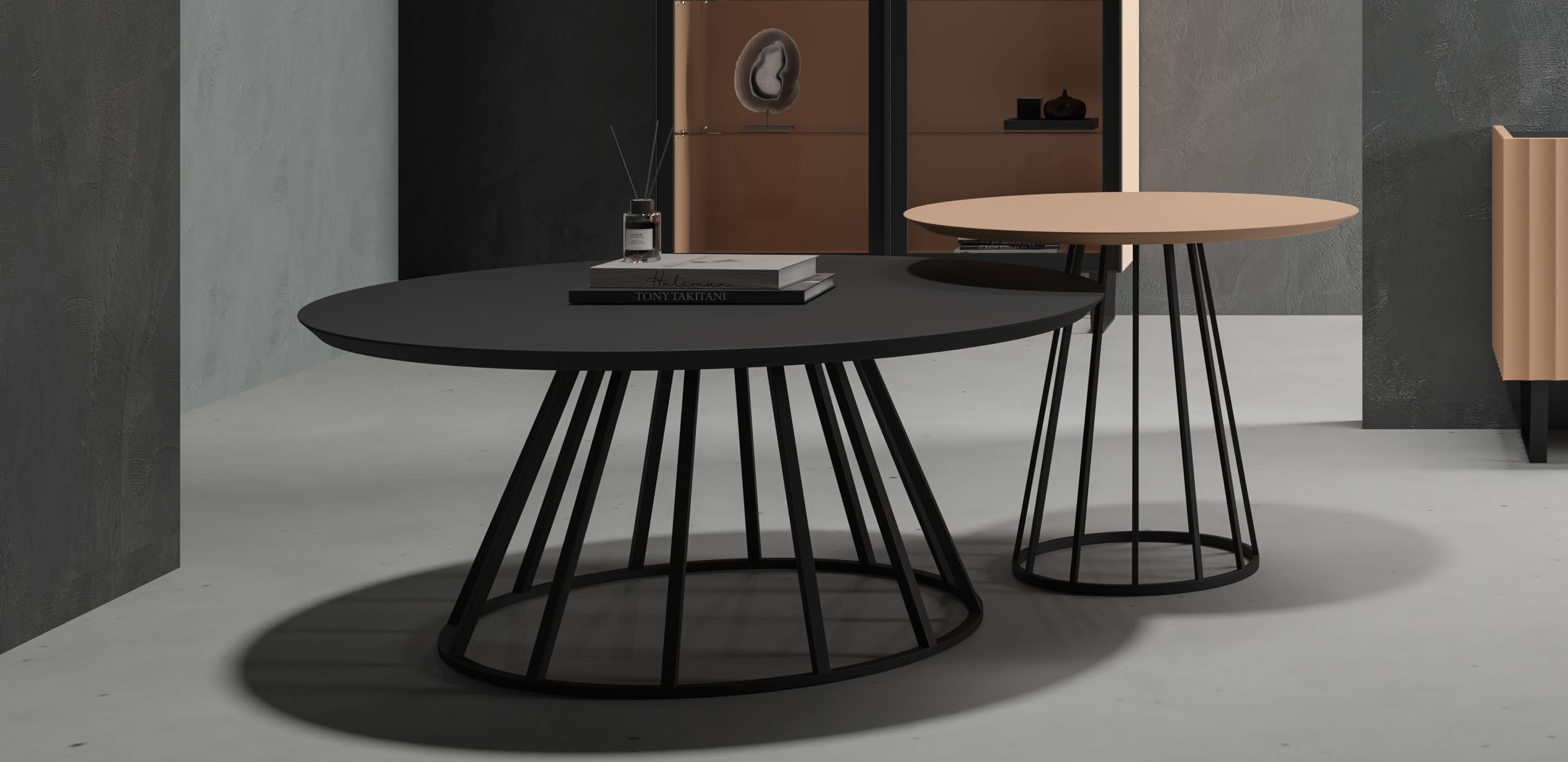 Mesa de centro redonda con base metálica