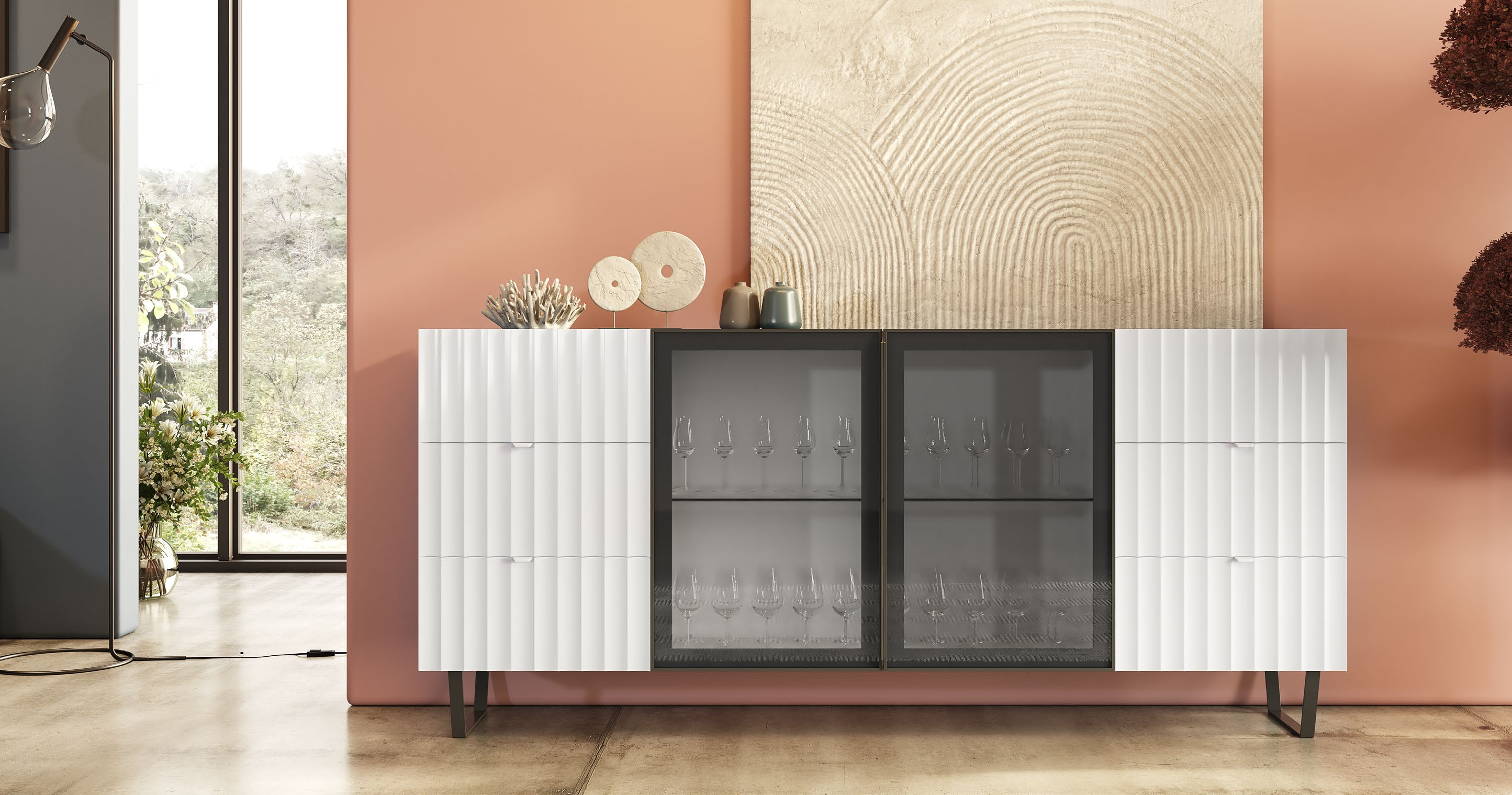 Vitrina moderna con puertas de cristal y frontal acanalado